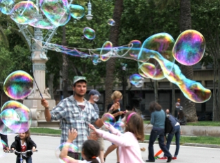 bubbles in the park3